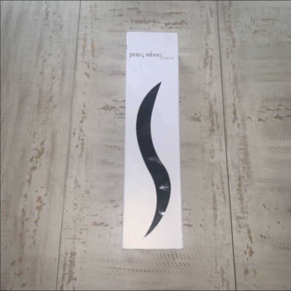 Pereg Milano Hair Freedom The Miracle Wire Hair Extensions - Picture 3 of 16